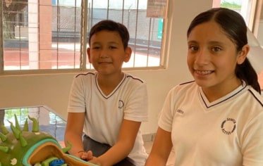 Alumnos de Cumbres Tapachula conviven en el salón de clases